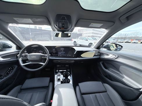 Used 2025 Audi A5 2.0T Premium Plus image 13