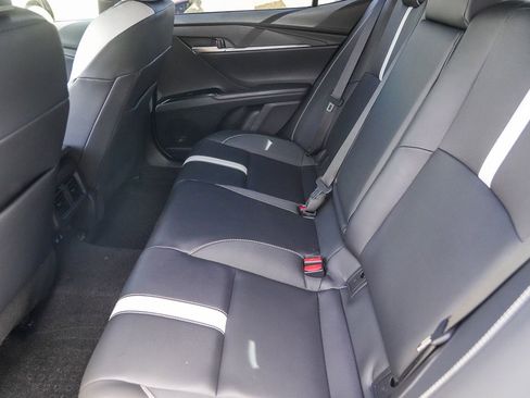 Certified 2025 Toyota Camry SE image 18