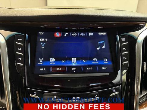 Used 2017 Cadillac Escalade Luxury AWD/4WD image 26