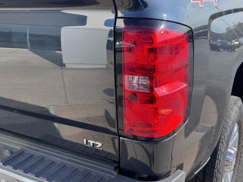 Used 2017 Chevrolet Silverado 2500 LTZ w/ Duramax Plus Package AWD/4WD image 5