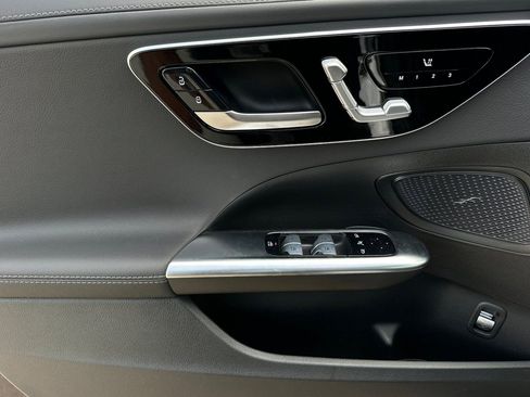 New 2025 Mercedes-Benz C 300 Sedan image 21