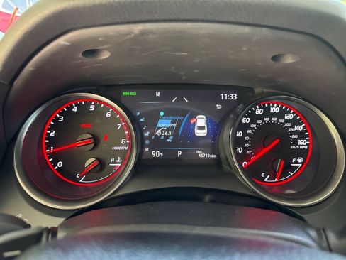 Used 2024 Toyota Camry XSE FWD image 12
