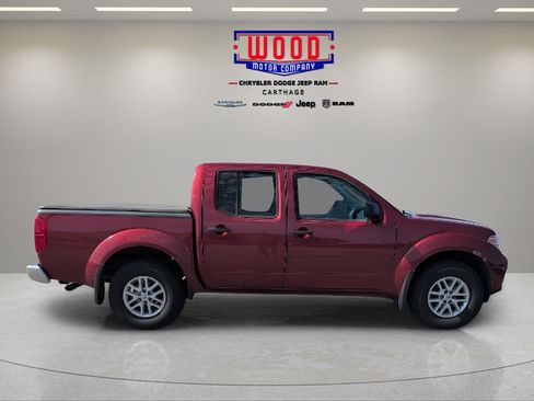 Used 2019 Nissan Frontier SV AWD/4WD image 2