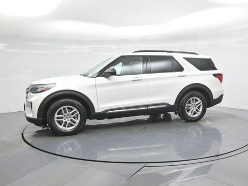 New 2025 Ford Explorer Active w/ Active Comfort Package image 29