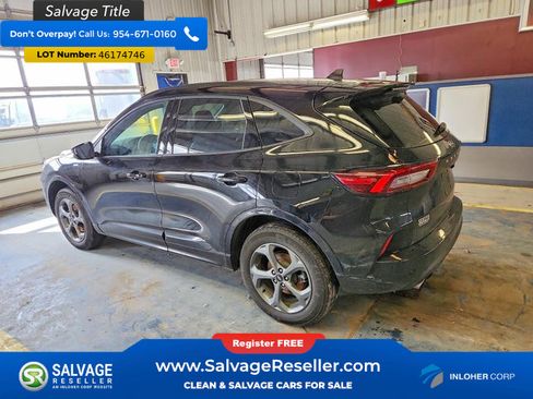Used 2024 Ford Escape ST-Line w/ Tech Pack #1 image 3
