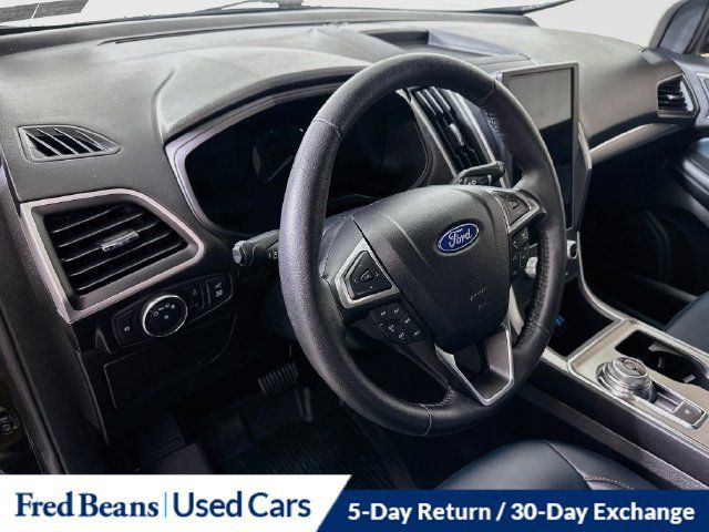 Used 2022 Ford Edge SEL w/ Sport Appearance Package AWD/4WD image 14