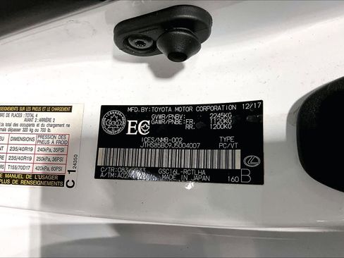 Used 2018 Lexus RC 300 AWD image 32