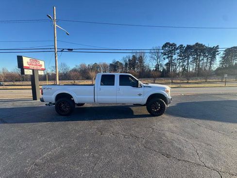 Used 2011 Ford F350 Lariat w/ Lariat Ultimate Pkg image 2