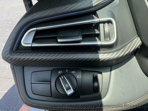 Used 2019 BMW i8 Roadster AWD/4WD image 20