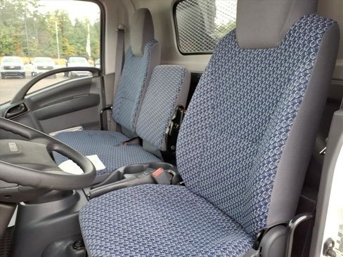 New 2025 Chevrolet Low Cab Forward LCF image 19