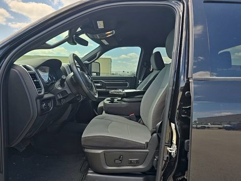 Used 2024 RAM 2500 Big Horn w/ Bed Utility Group AWD/4WD image 11