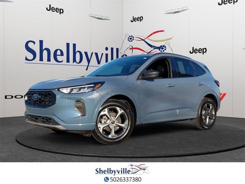 Used 2023 Ford Escape ST-Line image 1