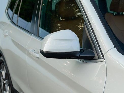 Used 2024 BMW X3 xDrive30i w/ Convenience Package w/ZPA image 9