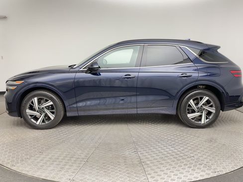 Certified 2026 Genesis GV70 3.5T Sport Advanced AWD/4WD image 5