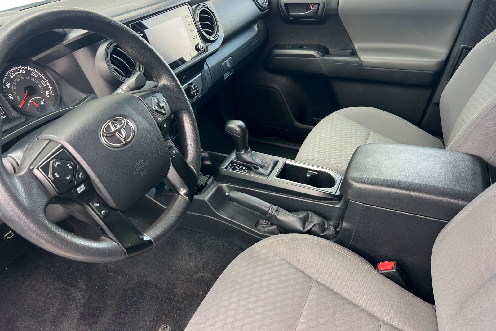Used 2023 Toyota Tacoma SR RWD image 8
