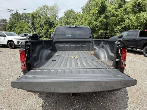 New 2026 RAM 3500 Big Horn AWD/4WD image 24