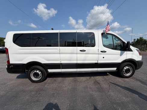 Used 2018 Ford Transit 350 XL RWD image 5