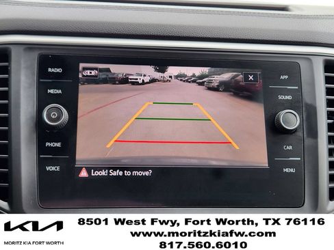 Used 2021 Volkswagen Atlas Cross Sport SE w/ Panoramic Sunroof Package FWD image 17