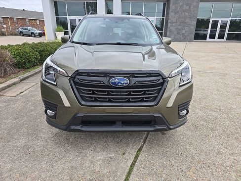 Used 2023 Subaru Forester Premium image 20