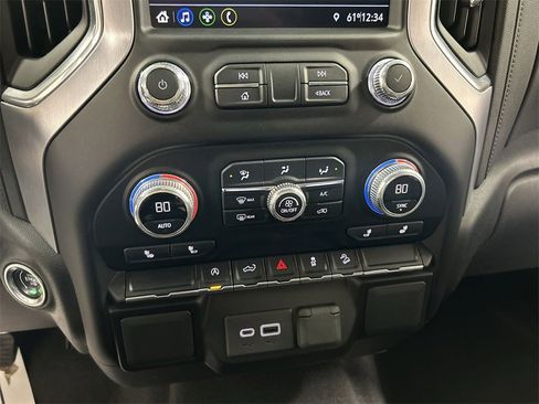 Used 2021 GMC Sierra 1500 SLE image 16
