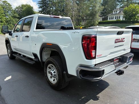 Used 2024 GMC Sierra 2500 Pro w/ 1SA Pro Safety Plus Package AWD/4WD image 9