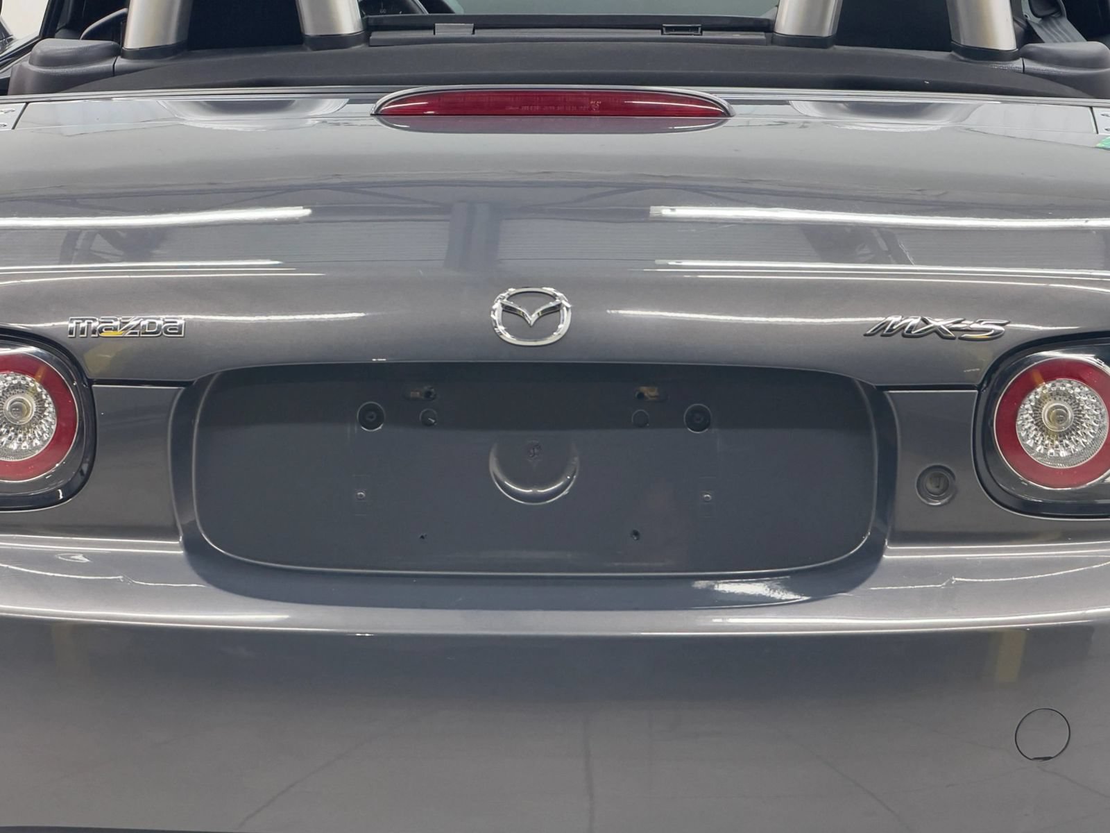 Used 2007 MAZDA MX-5 Miata Grand Touring w/ Premium Pkg RWD image 11