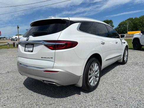 Used 2019 Buick Enclave Essence w/ Trailering Package, 5000 lbs. FWD image 11