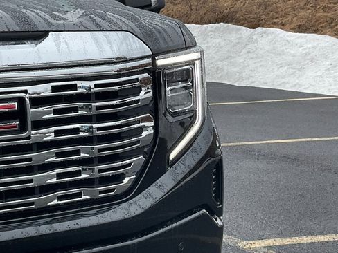 Used 2023 GMC Sierra 1500 Denali w/ Denali Reserve Package image 2
