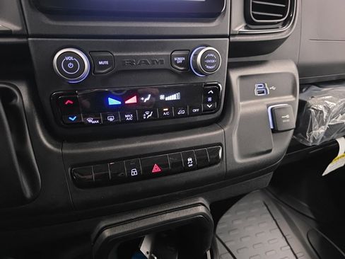 New 2026 RAM ProMaster 3500 w/ Convenience Group image 18