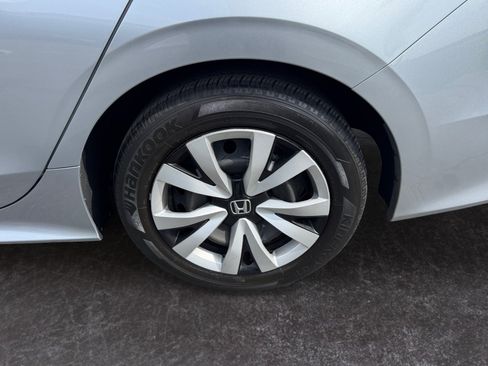 Used 2025 Honda Civic LX image 14