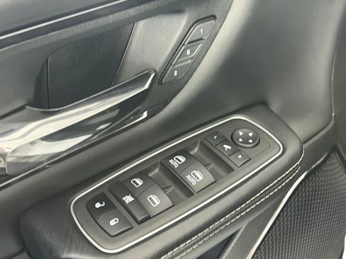 Used 2023 RAM 1500 Limited w/ Bed Utility Group image 26