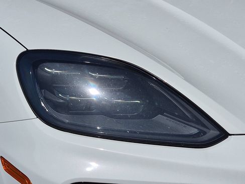 Certified 2026 Porsche Cayenne Coupe AWD/4WD image 27
