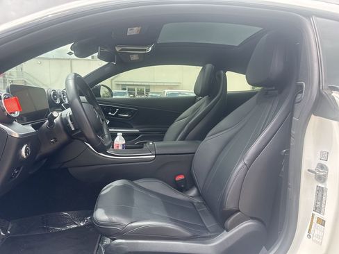 Used 2024 Mercedes-Benz CLE 300 4MATIC Coupe image 4