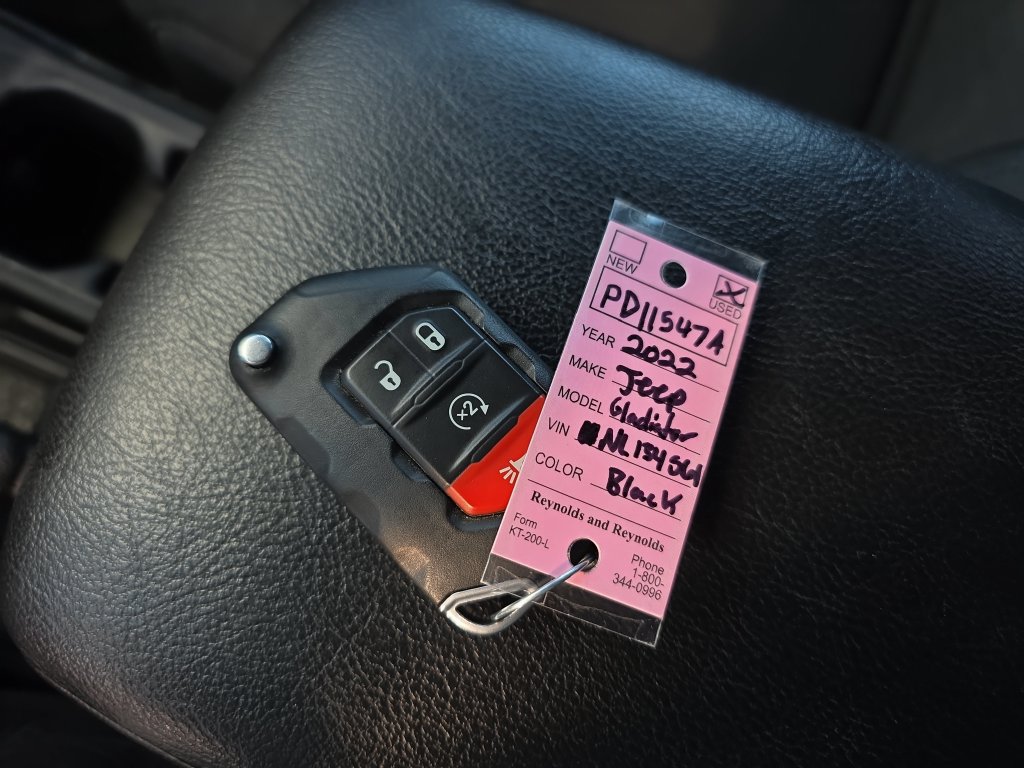 Used 2022 Jeep Gladiator Sport AWD/4WD image 38