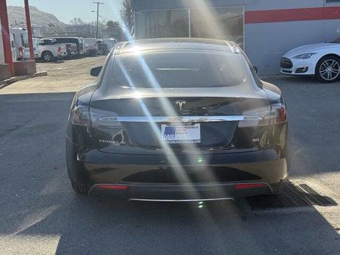 Used 2013 Tesla Model S Base 4dr Liftback (60 kWh) image 7