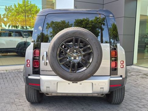 Used 2024 Land Rover Defender 110 S AWD/4WD image 6