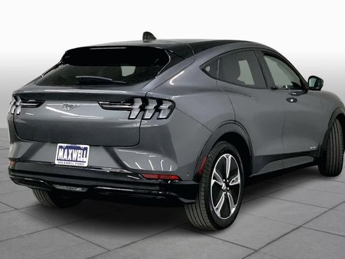 Used 2023 Ford Mustang Mach-E Premium image 11