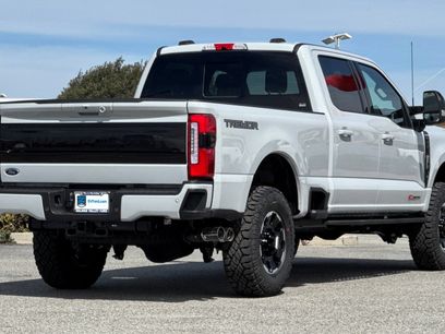 New 2026 Ford F250 Platinum w/ Tremor Off-Road Package