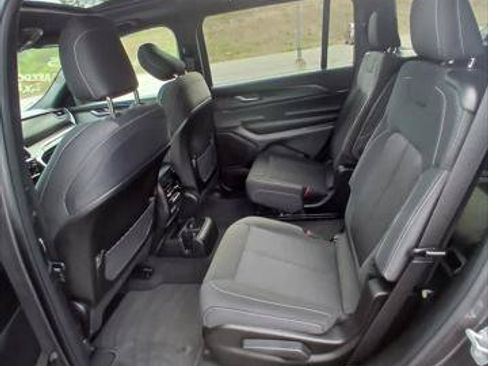 Certified 2025 Jeep Grand Cherokee L Laredo w/ Luxury Tech Group I AWD/4WD image 13