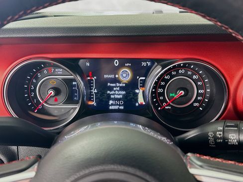 Used 2019 Jeep Wrangler Unlimited Rubicon AWD/4WD image 14