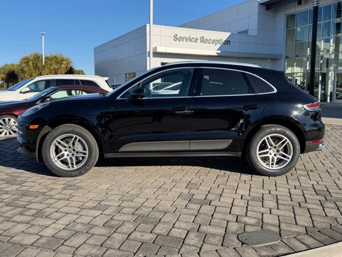 Used 2021 Porsche Macan image 12