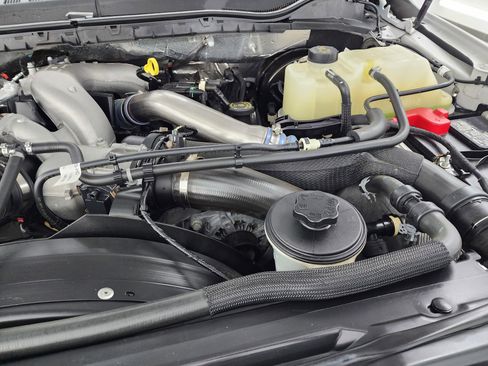 Used 2022 Ford F250 XLT image 16