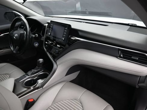 Used 2023 Toyota Camry SE FWD image 41