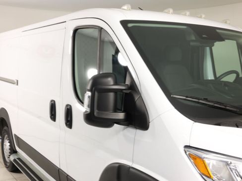 Used 2025 RAM ProMaster 2500 w/ U-Haul Equipment Group FWD image 36