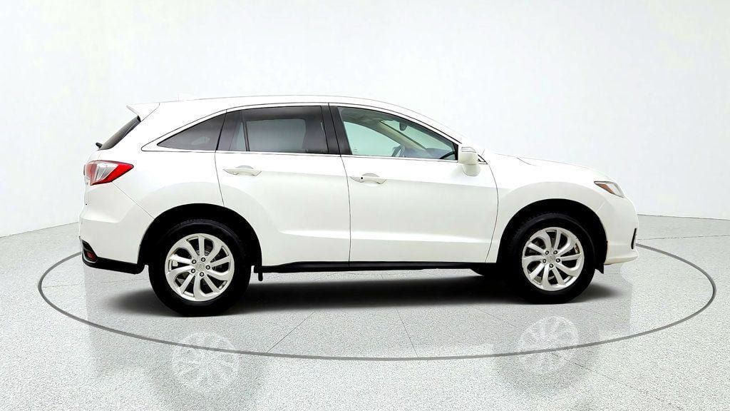 Used 2017 Acura RDX w/ Technology Package AWD/4WD image 4