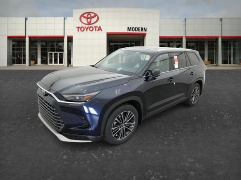 New 2026 Toyota Grand Highlander AWD Hybrid image 1