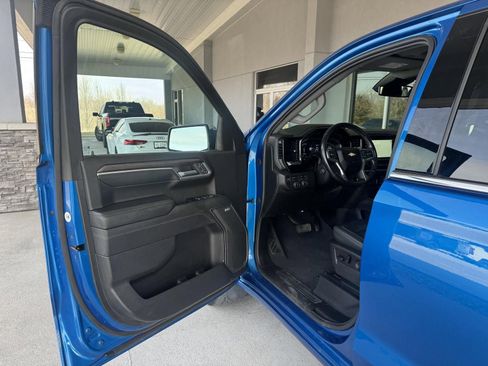 Used 2022 Chevrolet Silverado 1500 LTZ image 11