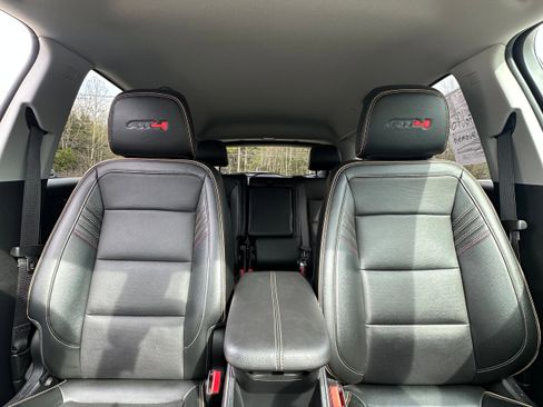 Used 2024 GMC Terrain AT4 AWD/4WD image 9