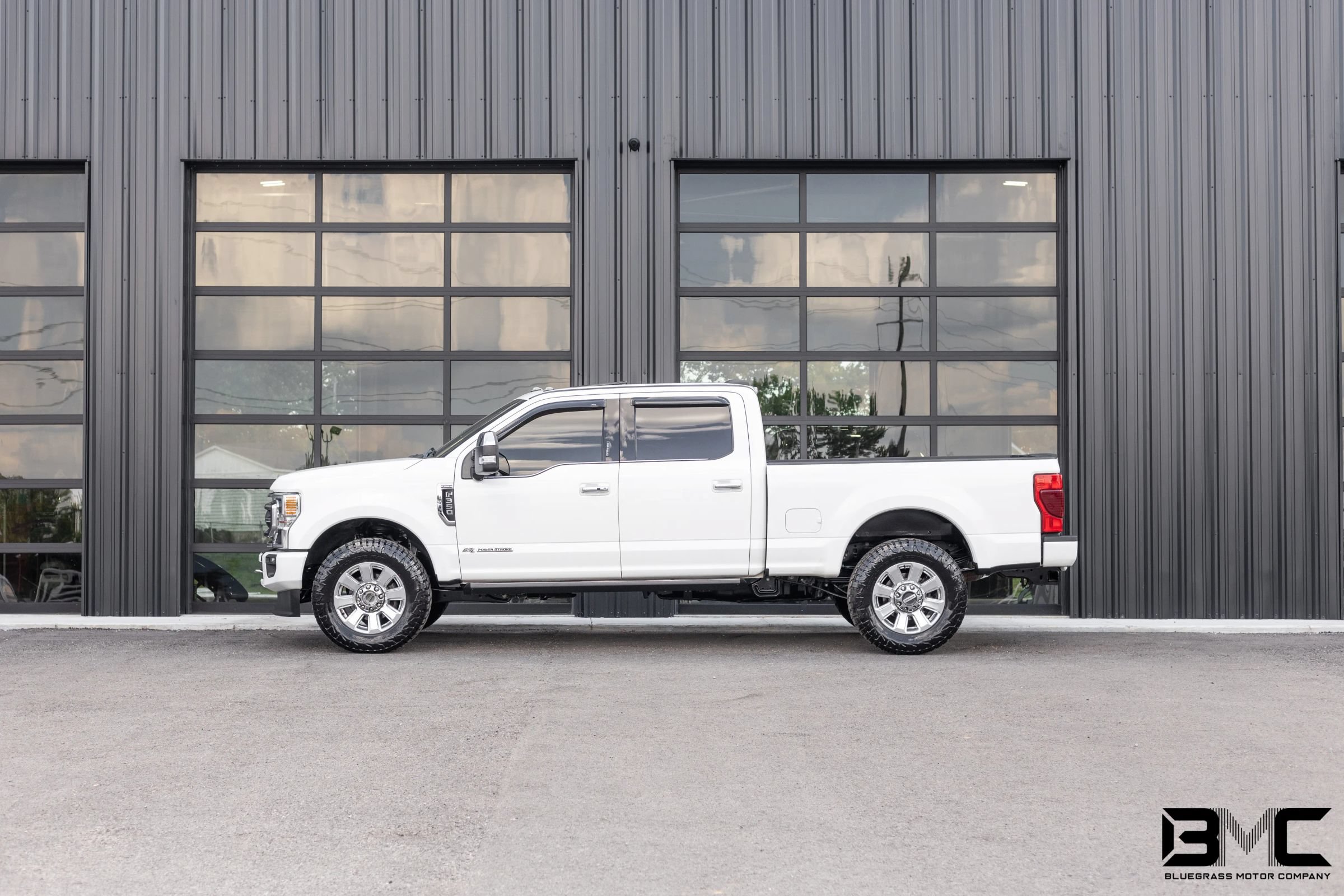 Used 2021 Ford F350 Platinum AWD/4WD image 1