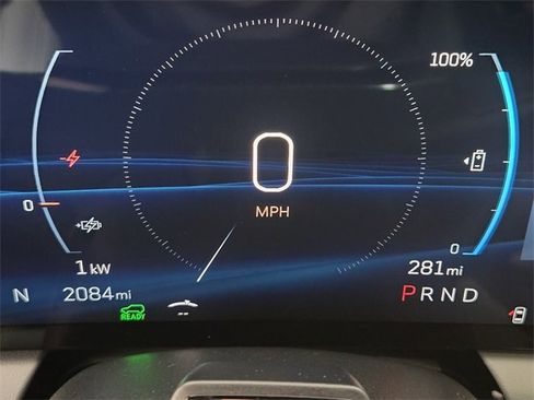 Certified 2025 Cadillac Optiq Luxury 2 image 24